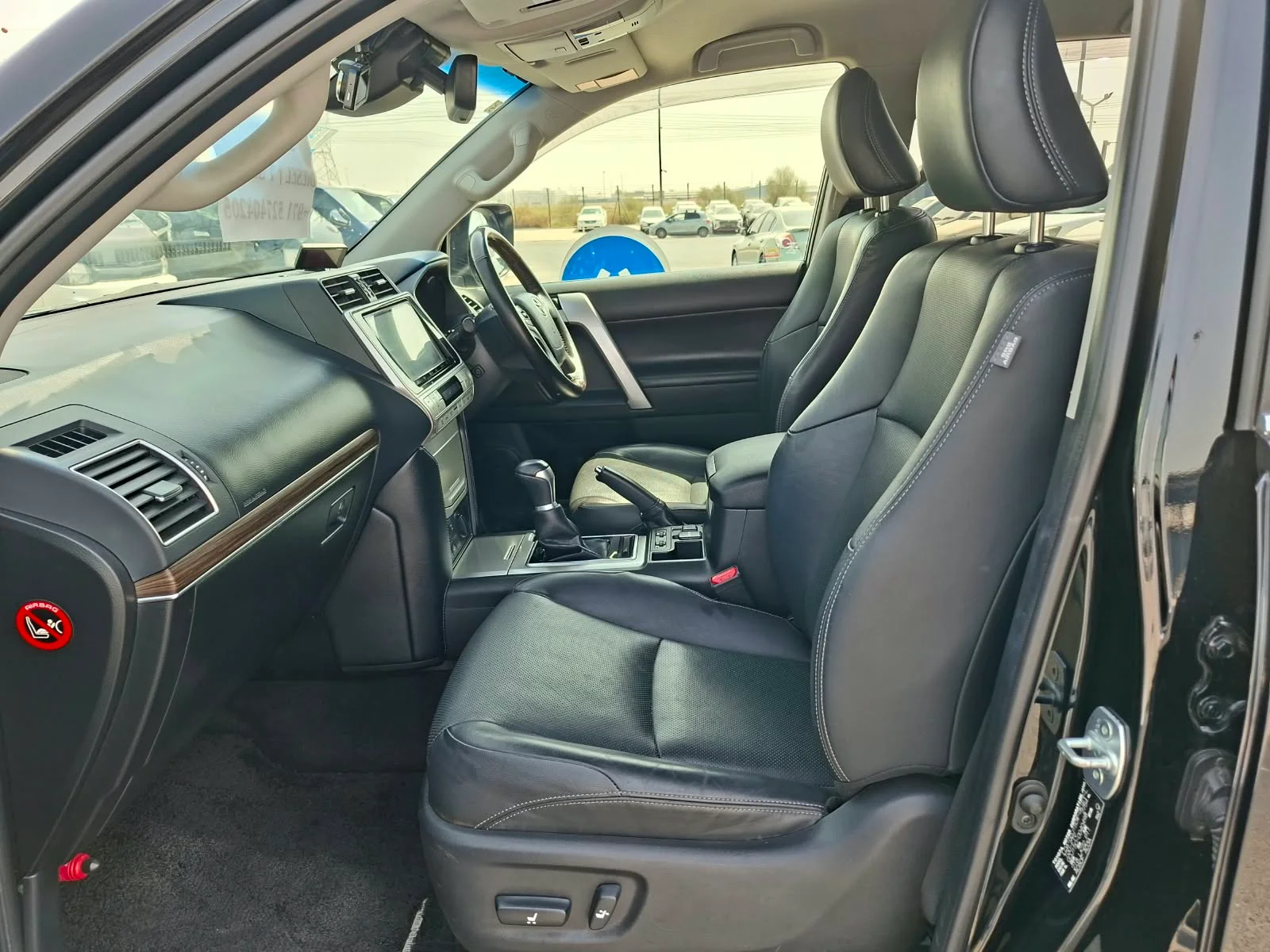 TOYOTA PRADO 2019 — miniature 12