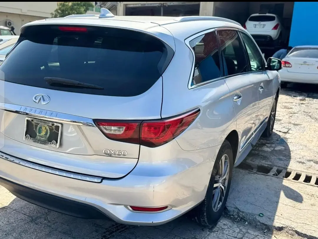 INFINITI QX60 2017 — miniature 2