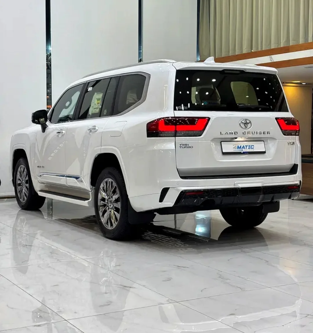 Toyota Land Cruiser LC300 2024 — miniature 5