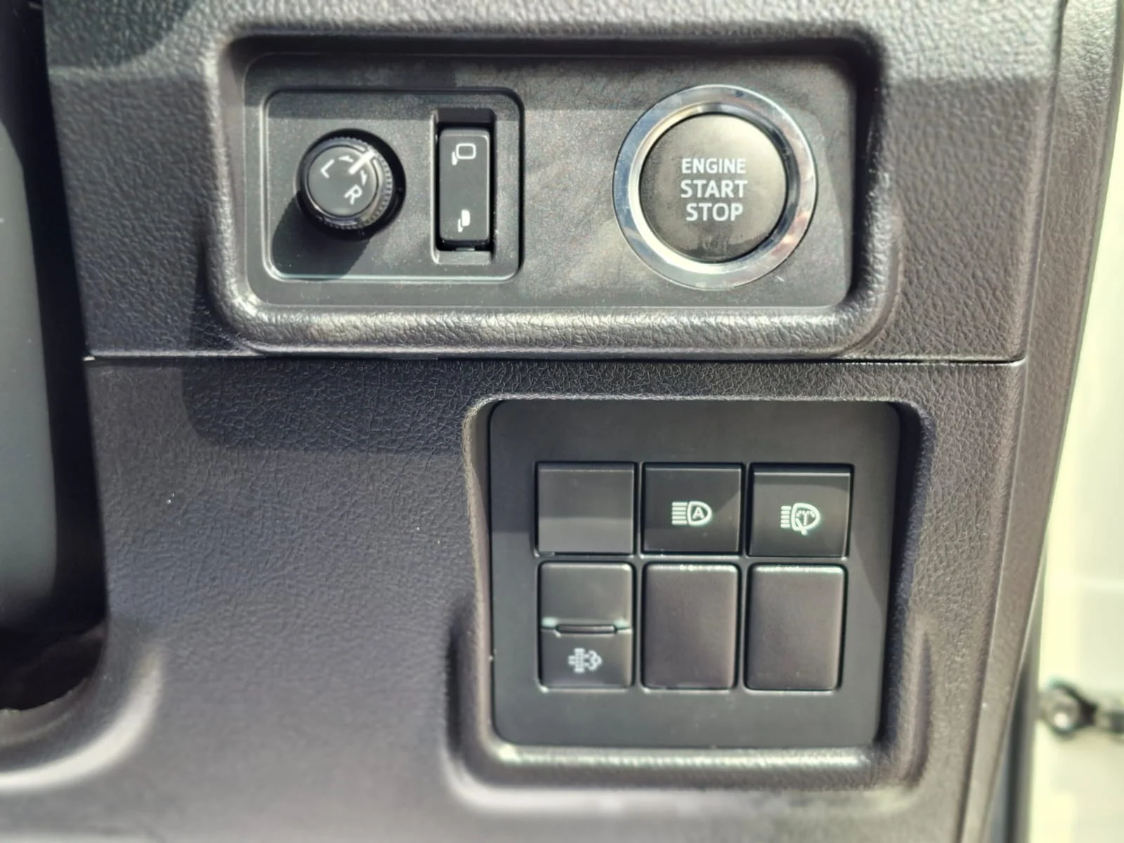 Toyota Prado 2021 — miniature 14