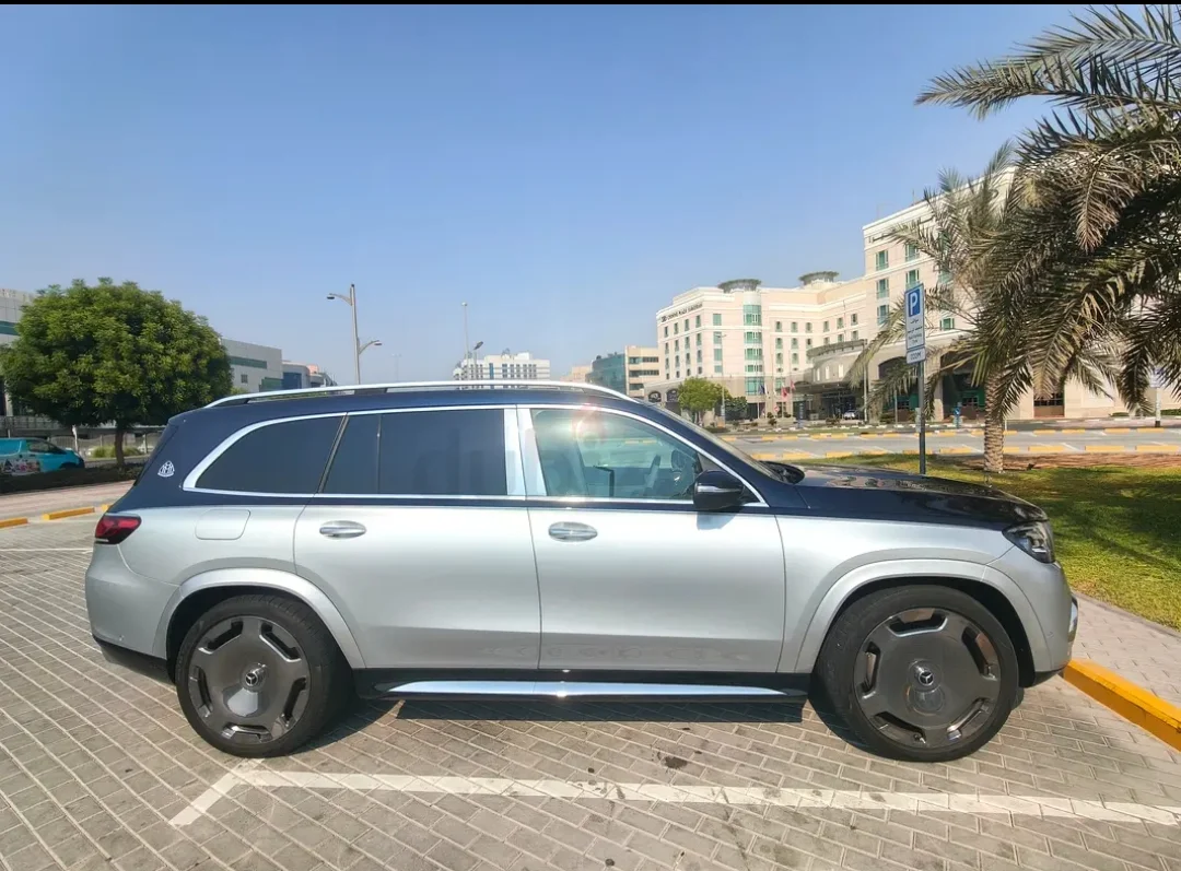 Mercedes-Benz GLS Maybach 2024 — miniature 4