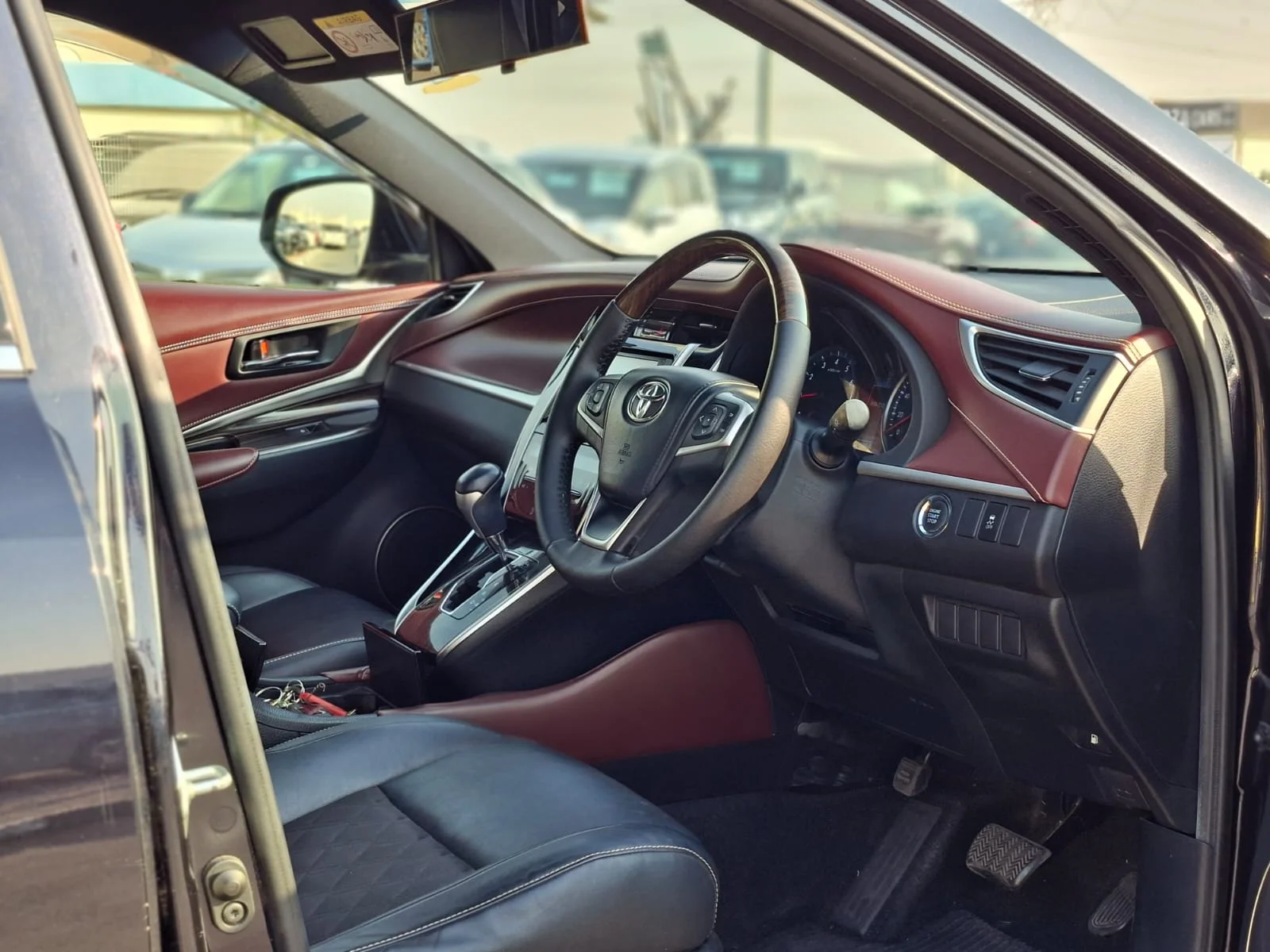 Toyota Harrier 2014 — miniature 6
