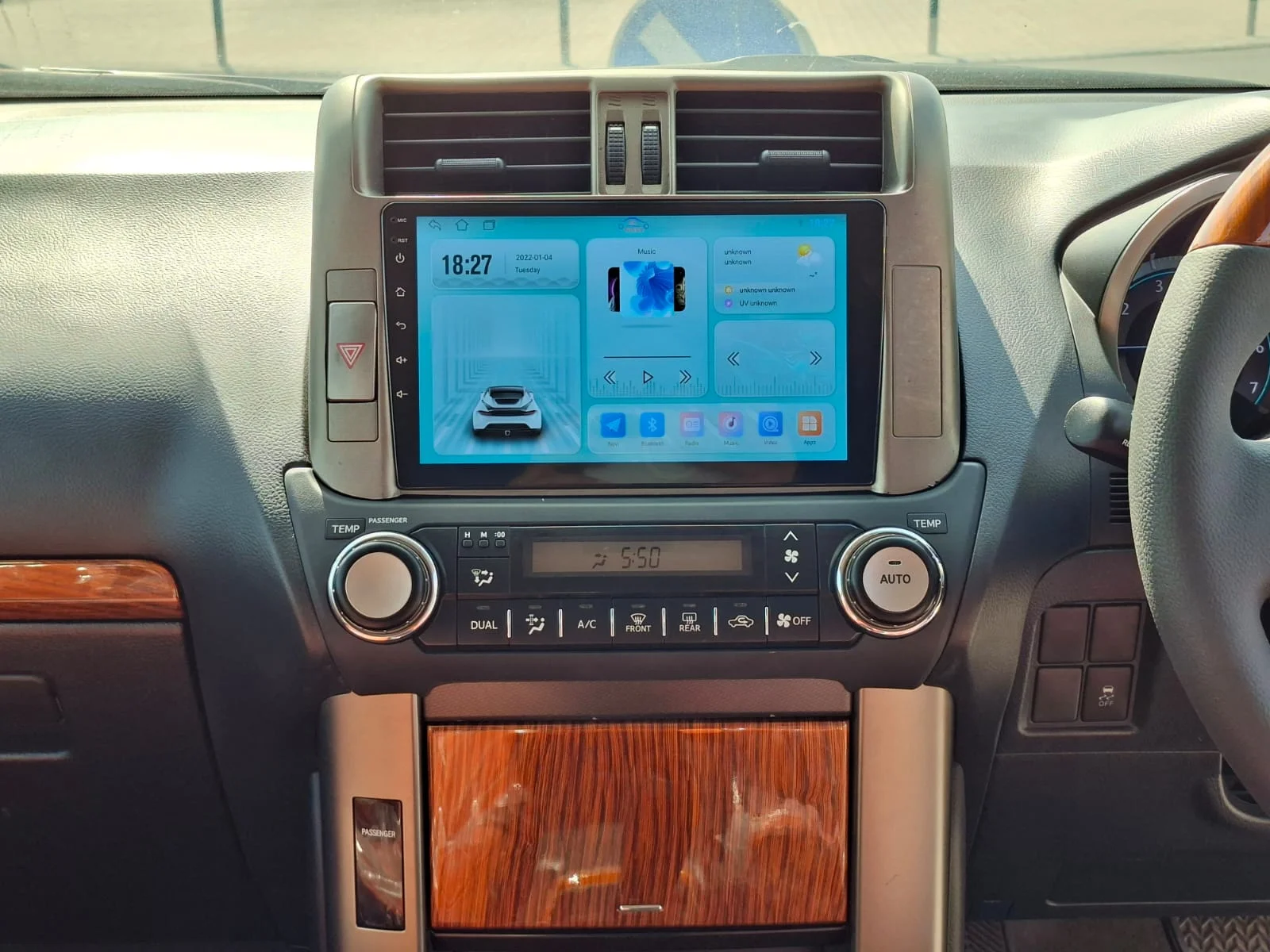 TOYOTA Prado 2012 — miniature 8