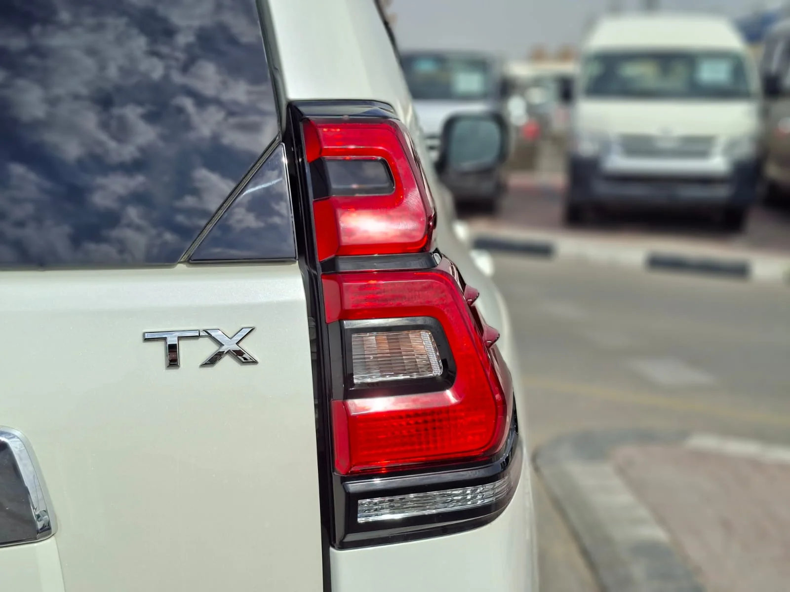 Toyota Prado 2021 — miniature 10