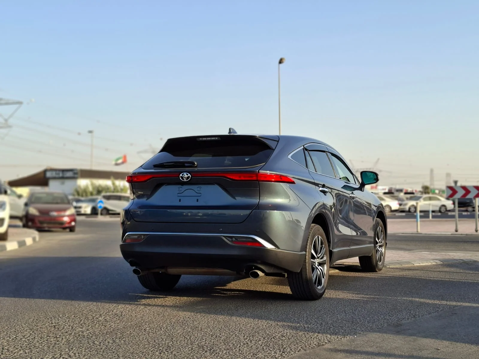 Toyota Harrier 2021 — miniature 11