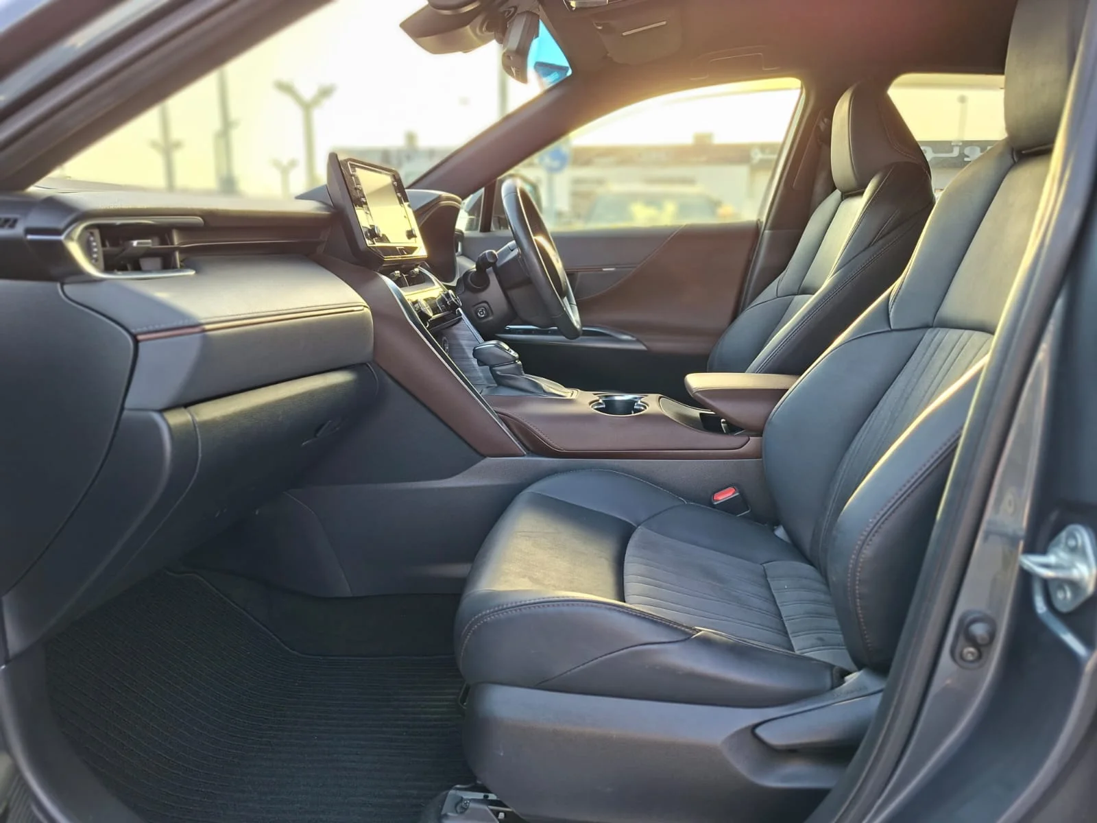 Toyota Harrier 2021 — miniature 19