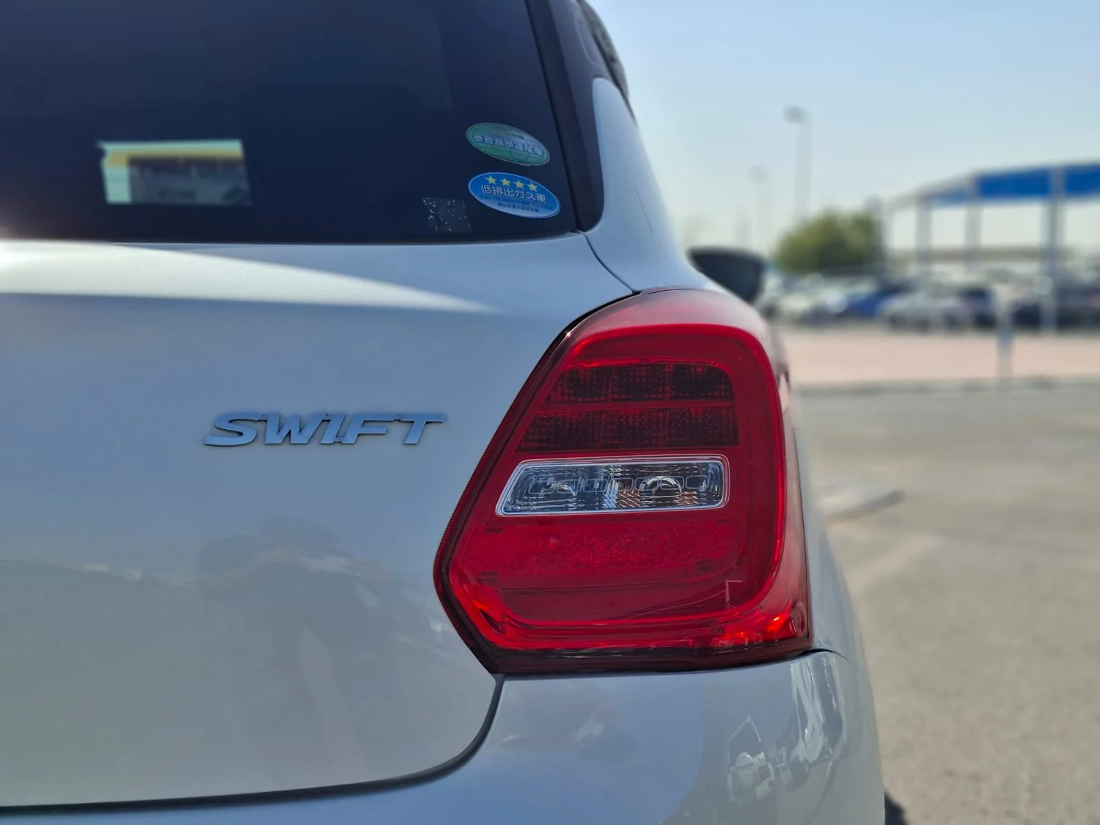 Suzuki Swift 2019 — miniature 15