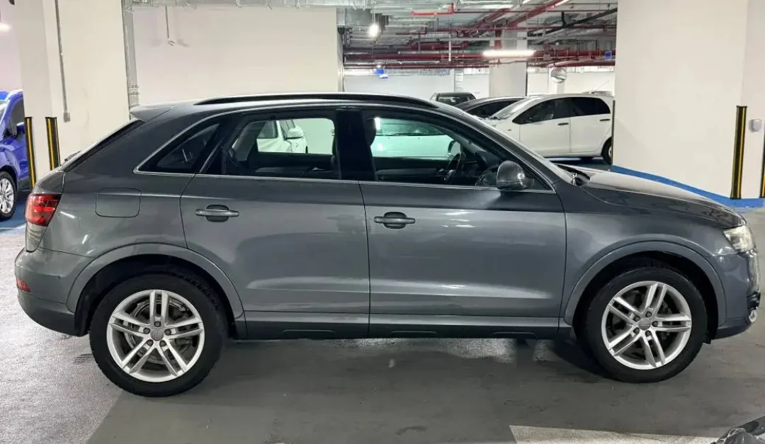 Audi Q3 2015 — miniature 3