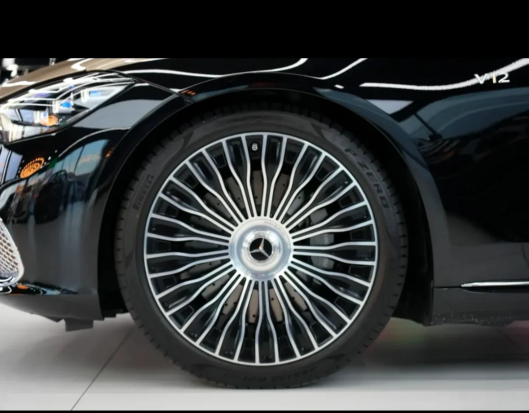 Mercedes-Benz Classe S Maybach 2024 — miniature 5