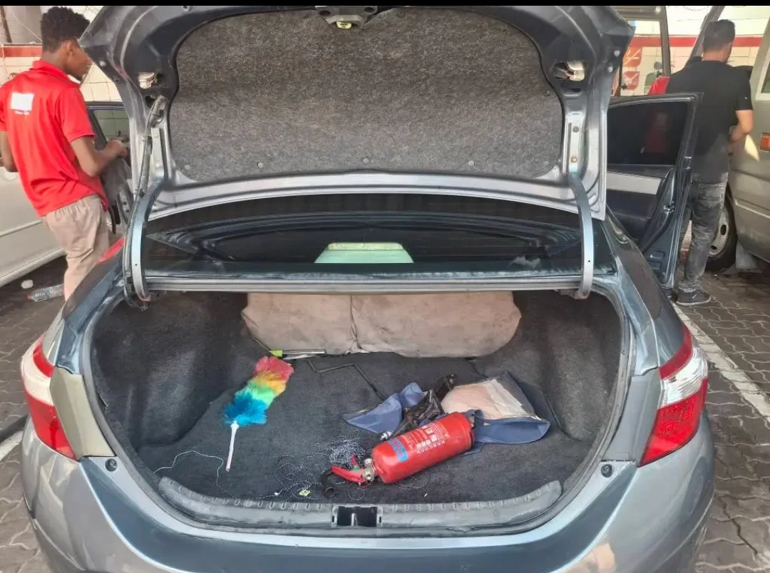 Toyota Corolla 2015 — miniature 15