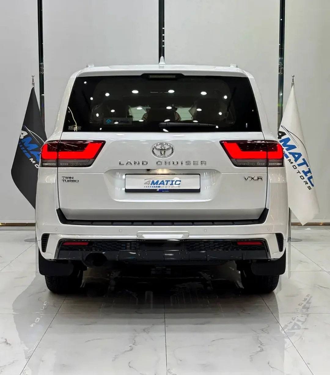 Toyota Land Cruiser LC300 2024 — miniature 4