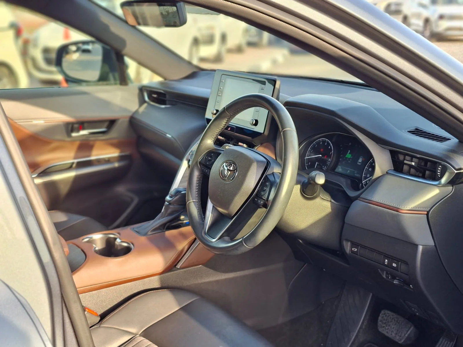 Toyota Harrier 2021 — miniature 17