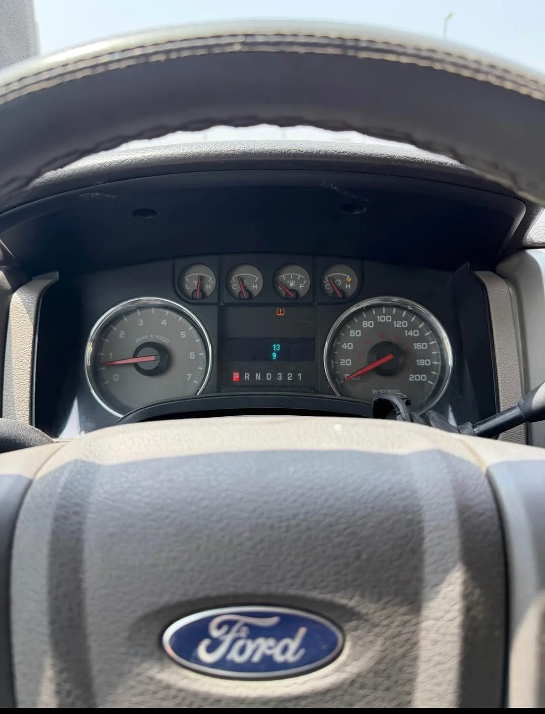 FORD F-150 2010 — miniature 8