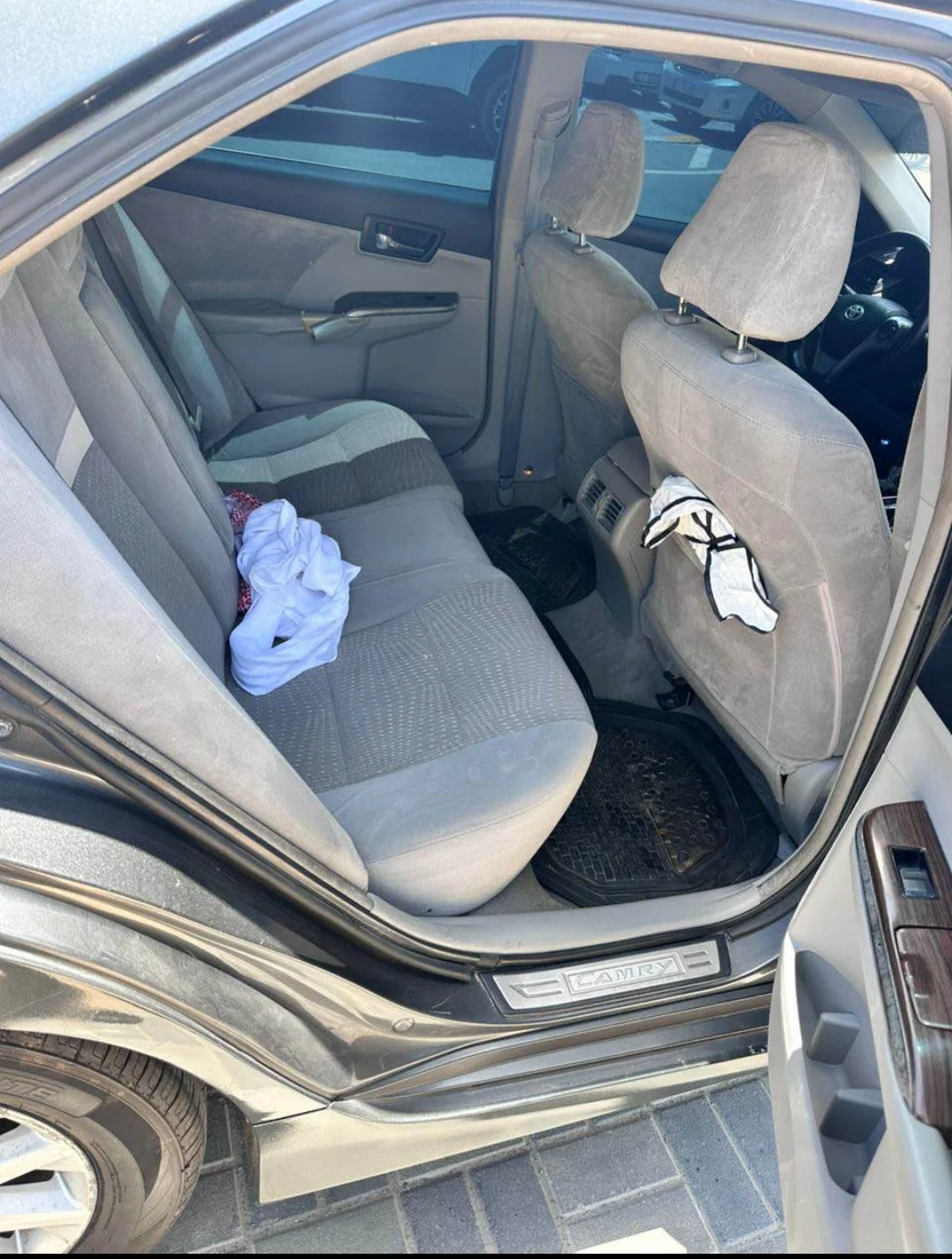 TOYOTA CAMRY 2012 — miniature 5