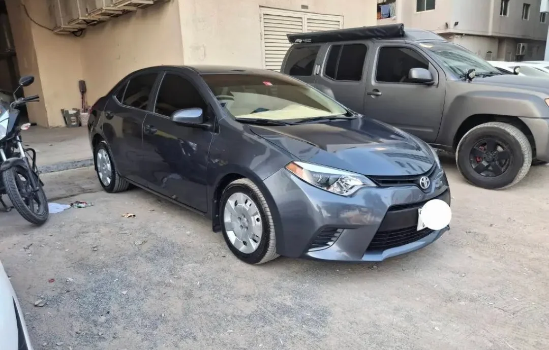 Toyota Corolla 2015 — photo principale
