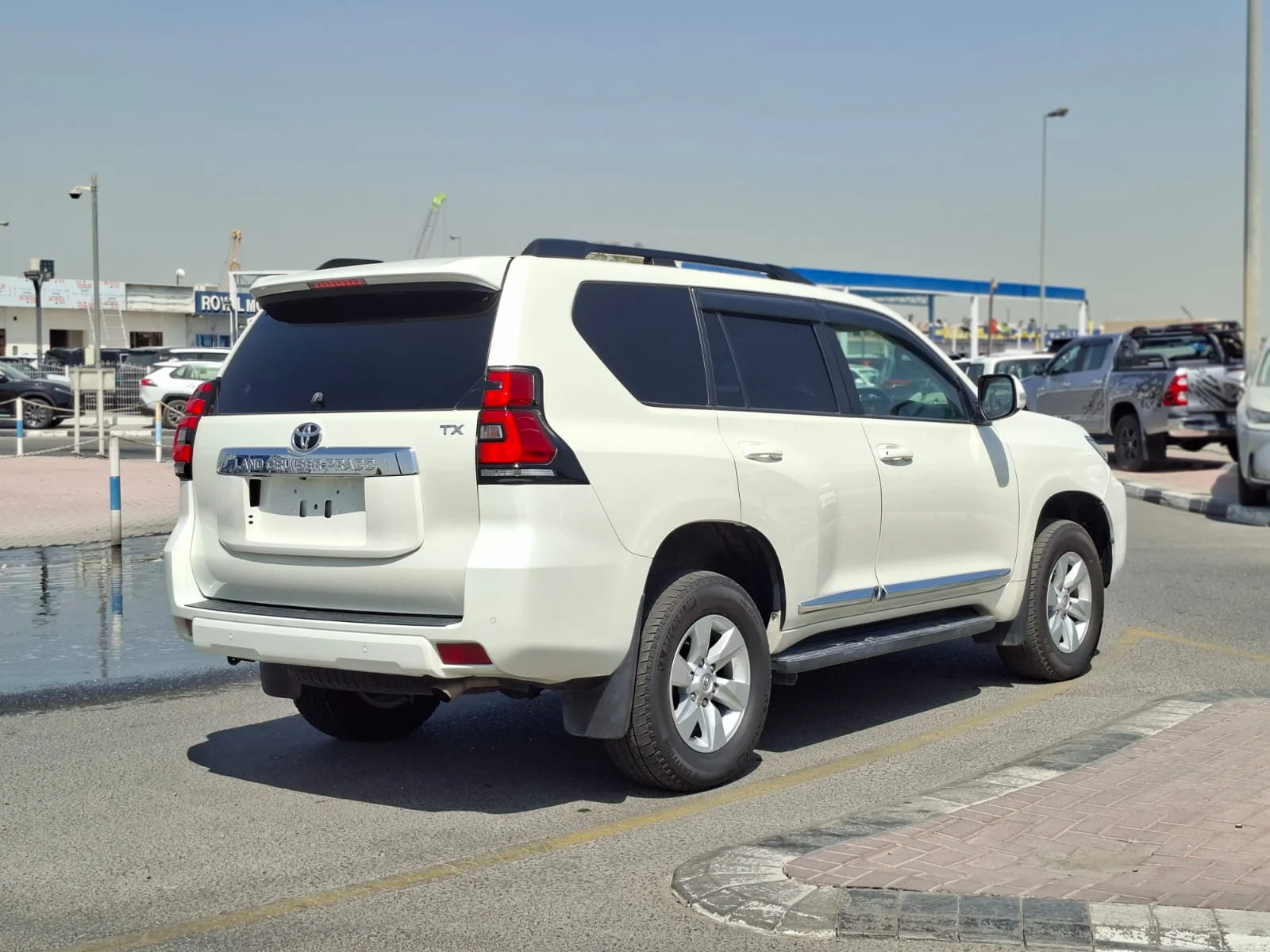 Toyota Prado 2021 — miniature 2