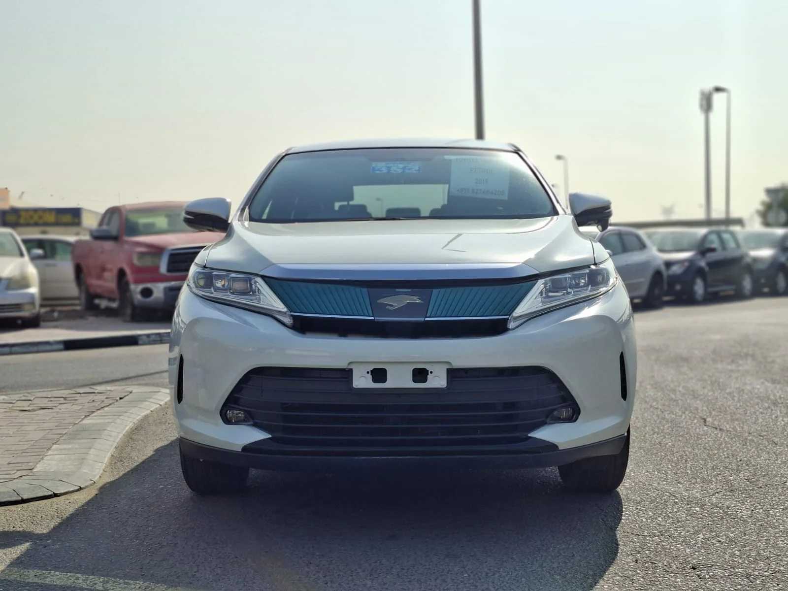 Toyota Harrier 2019 — miniature 4