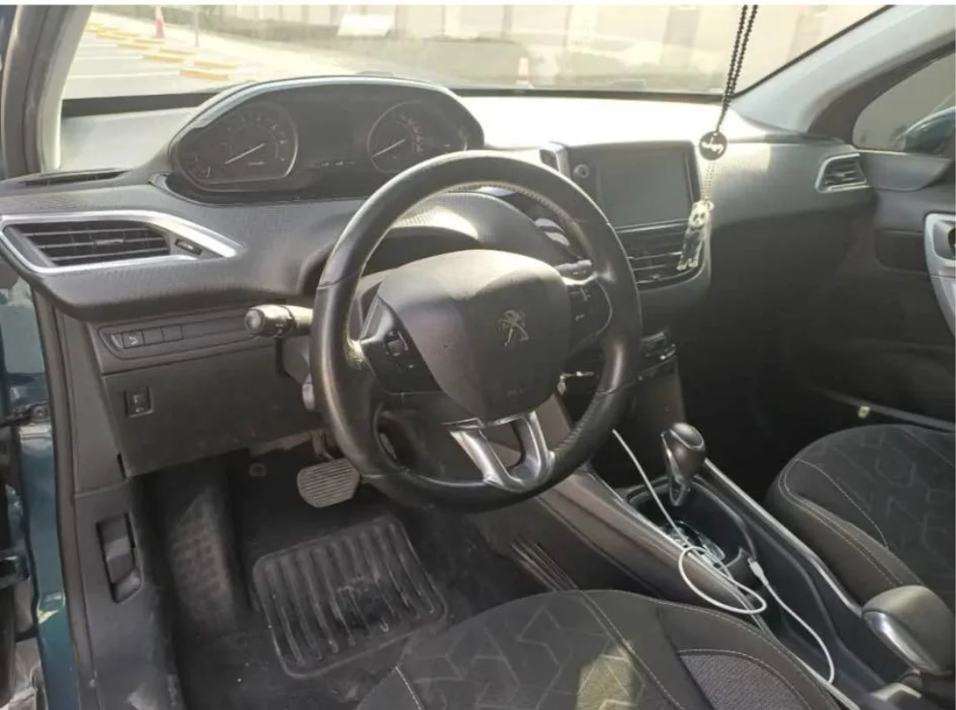 PEUGEOT 2008 2018 — miniature 7