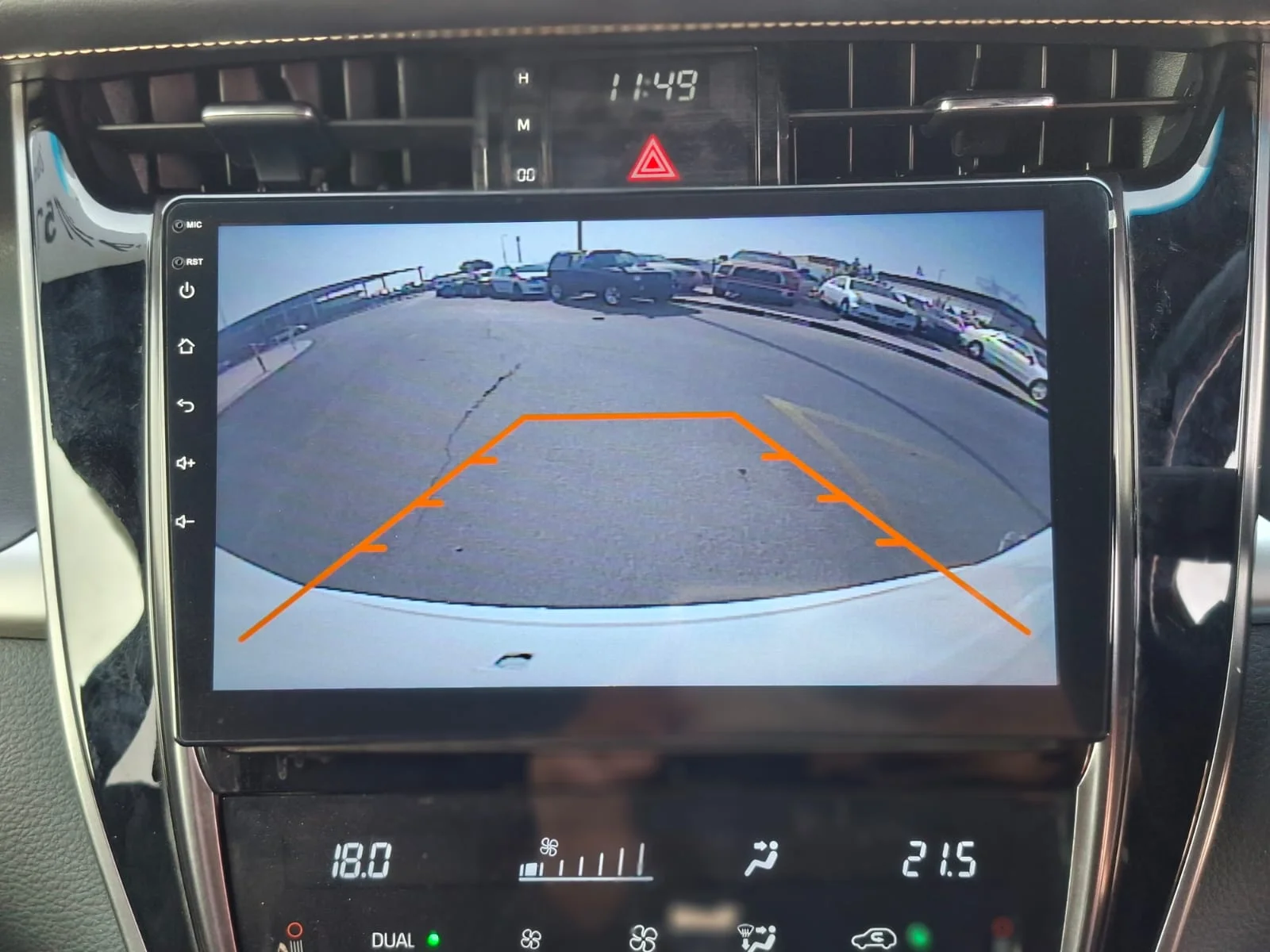 Toyota Harrier 2019 — miniature 11