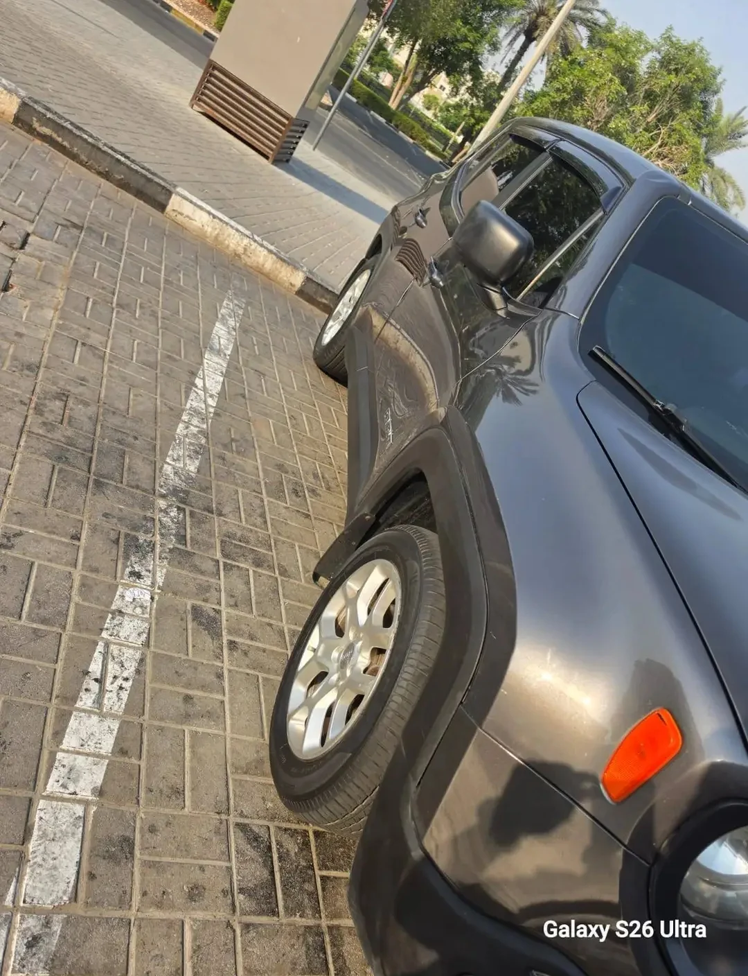 Jeep Renegade 2017 — miniature 11
