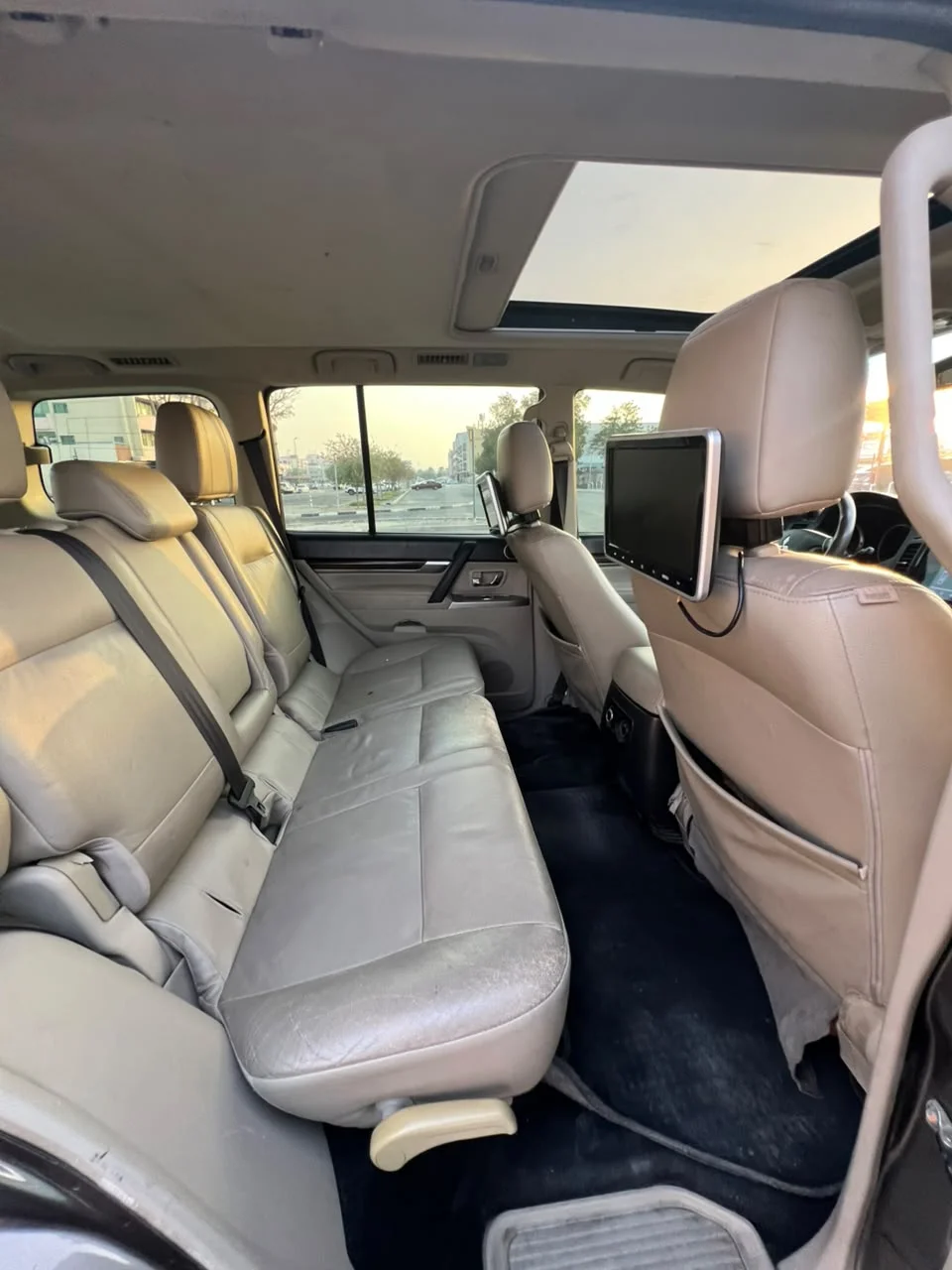 Mitsubishi Pajero 2014 — miniature 4