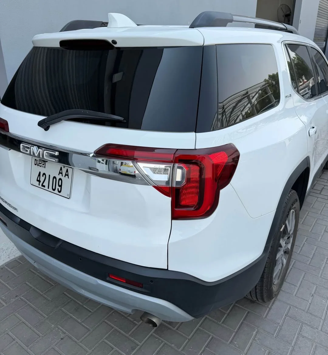 GMC Acadia 2020 — miniature 6