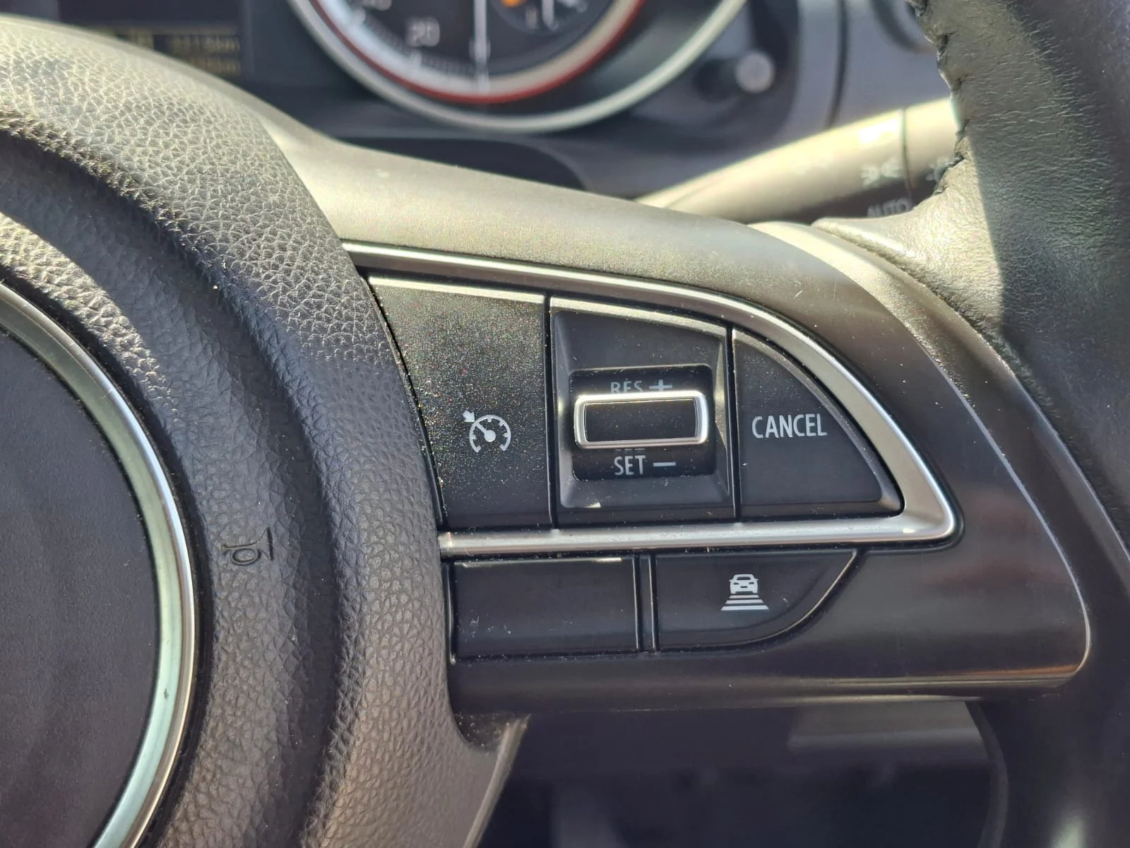 Suzuki Swift 2019 — miniature 19