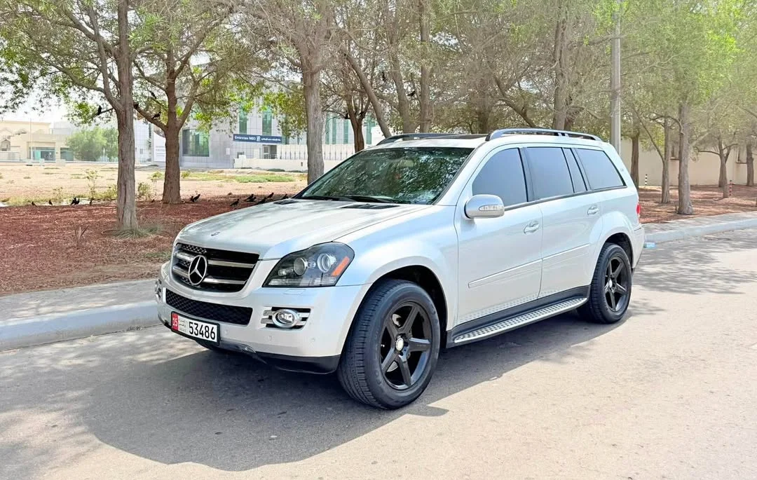 Mercedes Benz GL450 2010 — photo principale