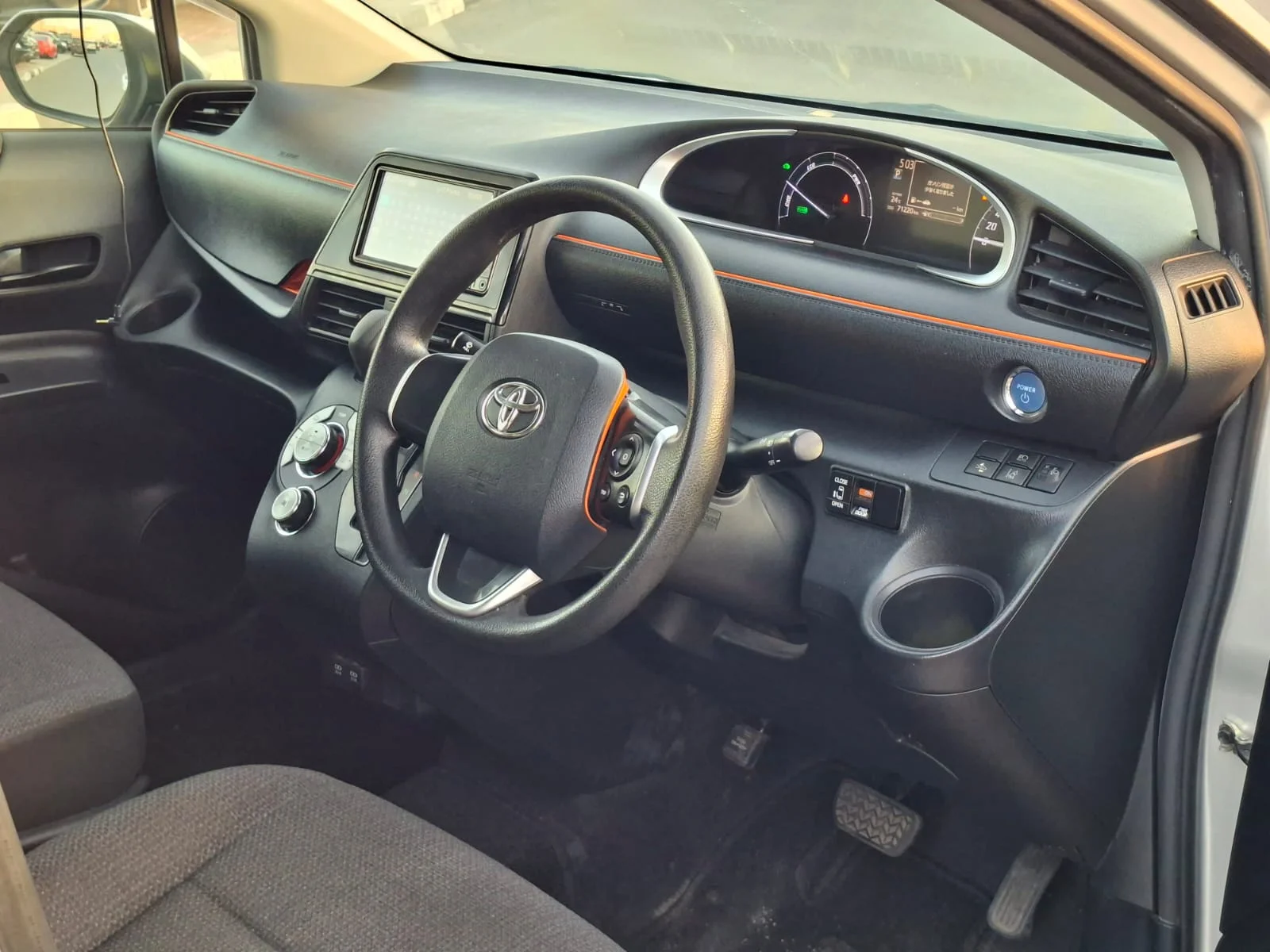 Toyota Sienta 2019 — miniature 5