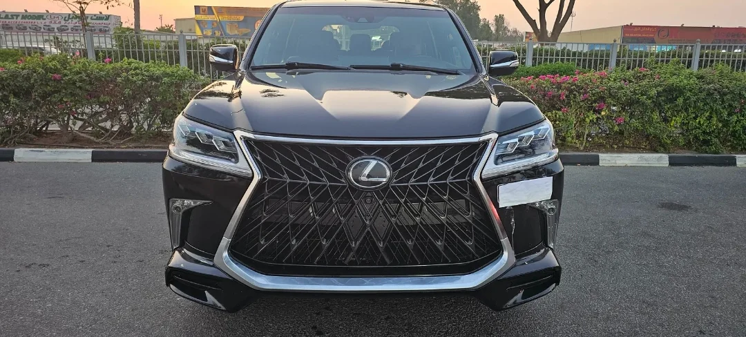 Lexus LX 570 2024 — photo principale