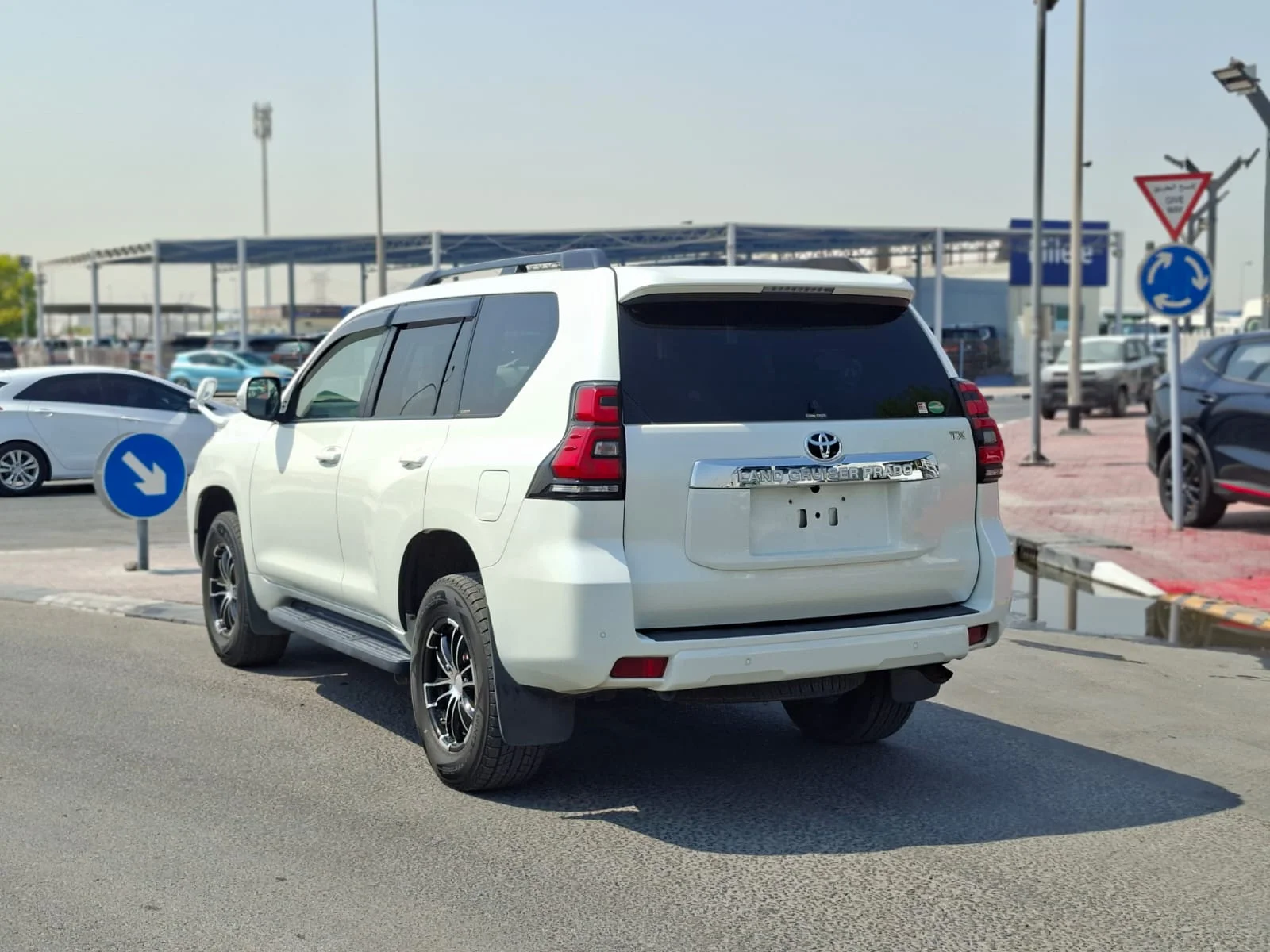 Toyota Prado 2019 — miniature 7