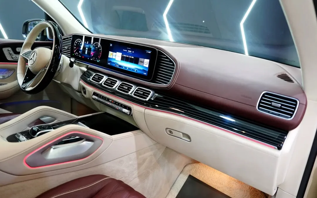 Mercedes-Benz GLS Maybach 2024 — miniature 8