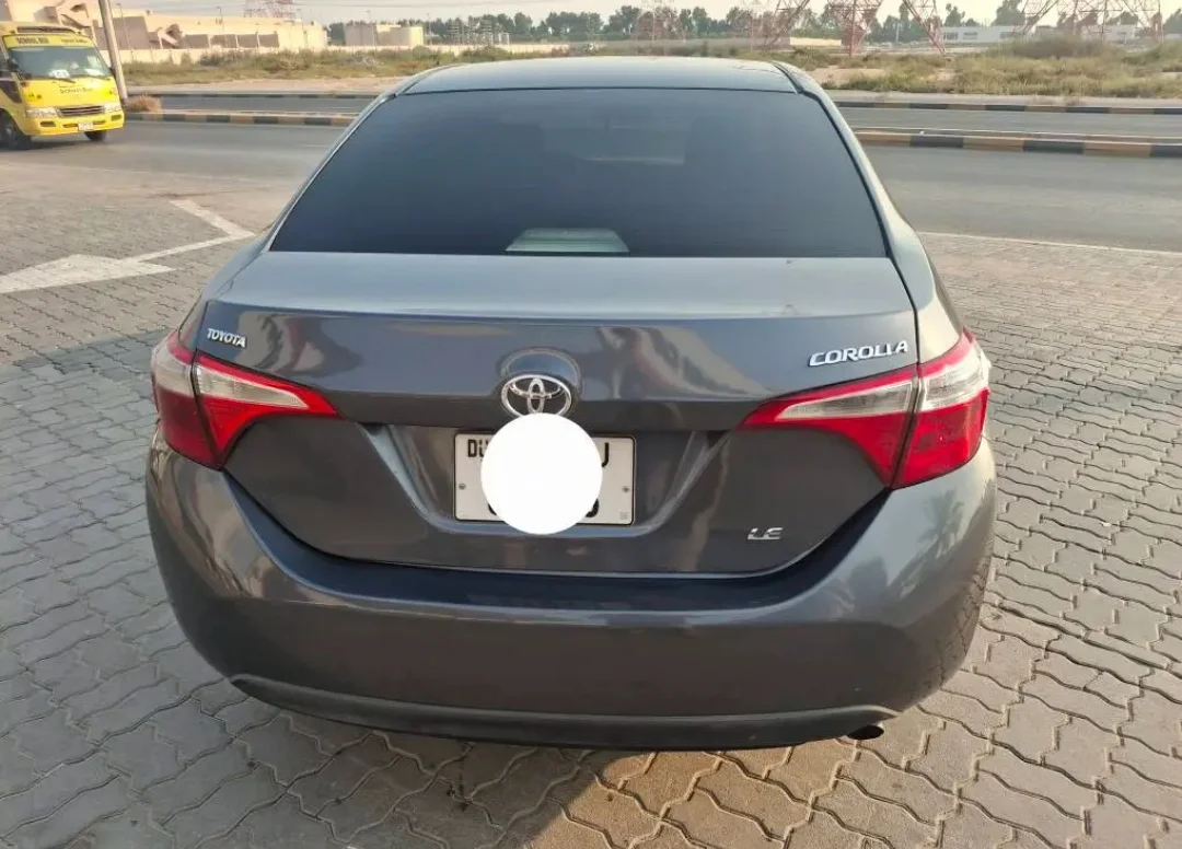Toyota Corolla 2015 — miniature 6