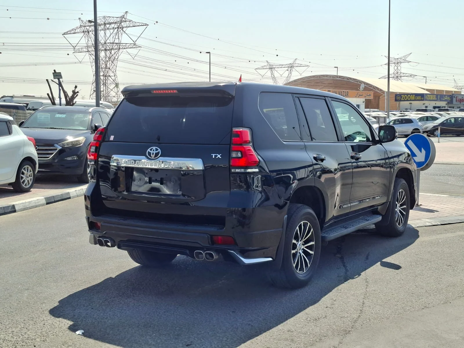 TOYOTA Prado 2012 — miniature 3
