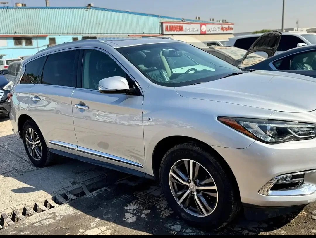 INFINITI QX60 2017 — photo principale