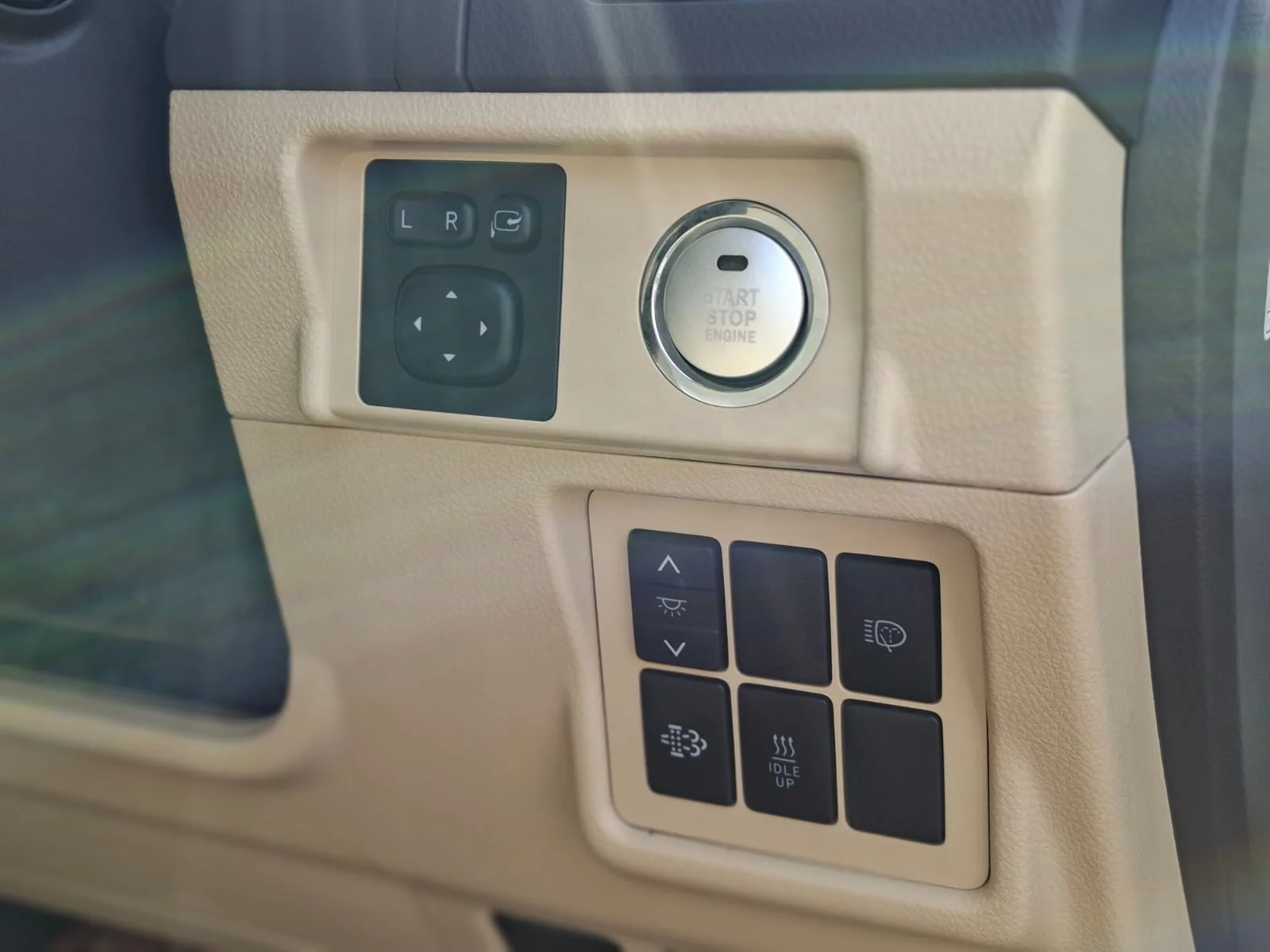 Toyota Prado 2015 — miniature 9