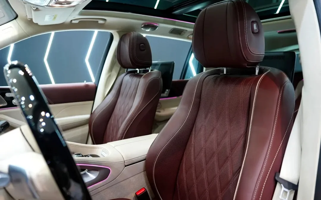Mercedes-Benz GLS Maybach 2024 — miniature 6