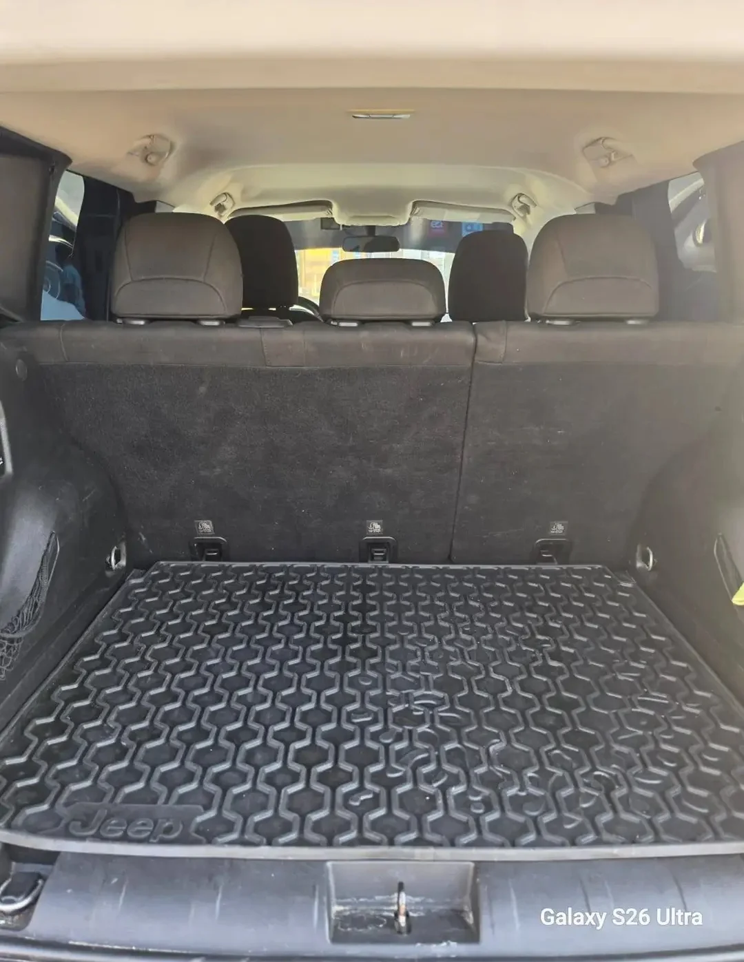 Jeep Renegade 2017 — miniature 10