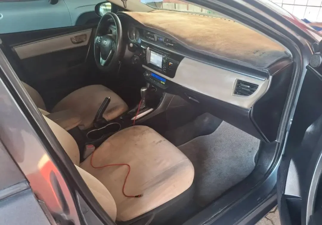 Toyota Corolla 2015 — miniature 12