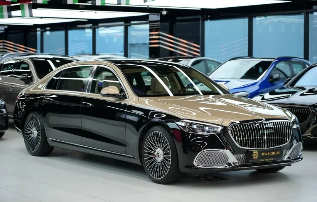 Mercedes-Benz Classe S Maybach 2024 — miniature 3