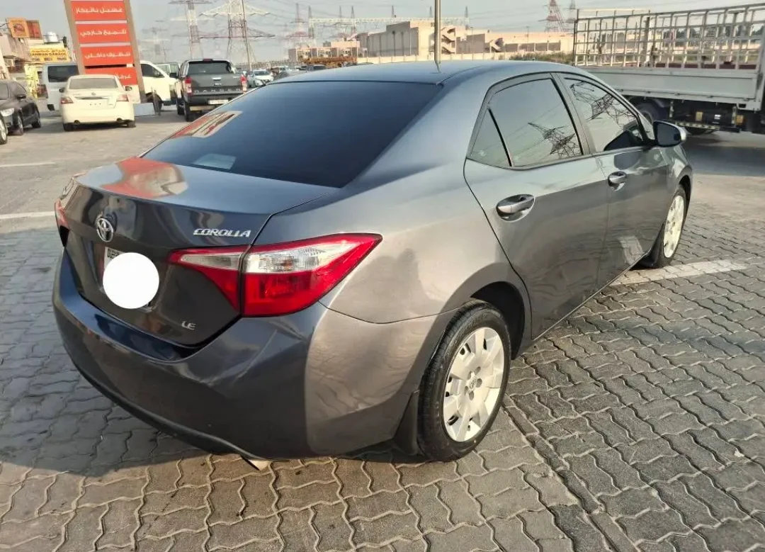 Toyota Corolla 2015 — miniature 4