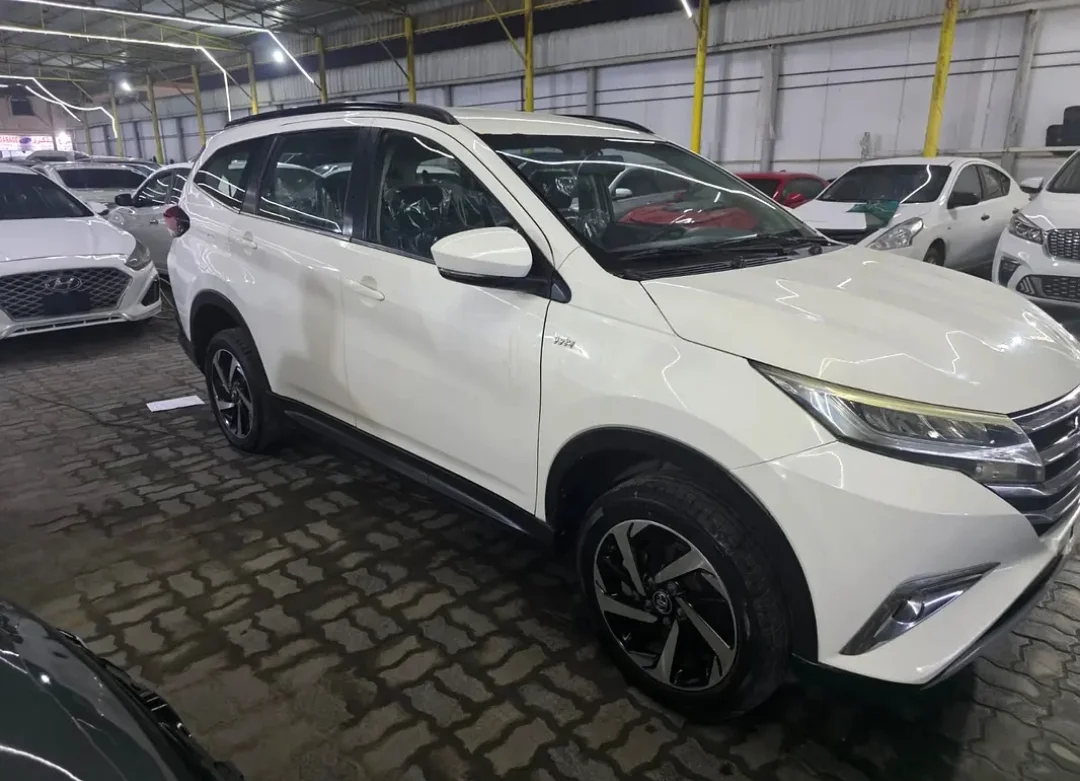 TOYOTA RUSH 2019 — photo principale