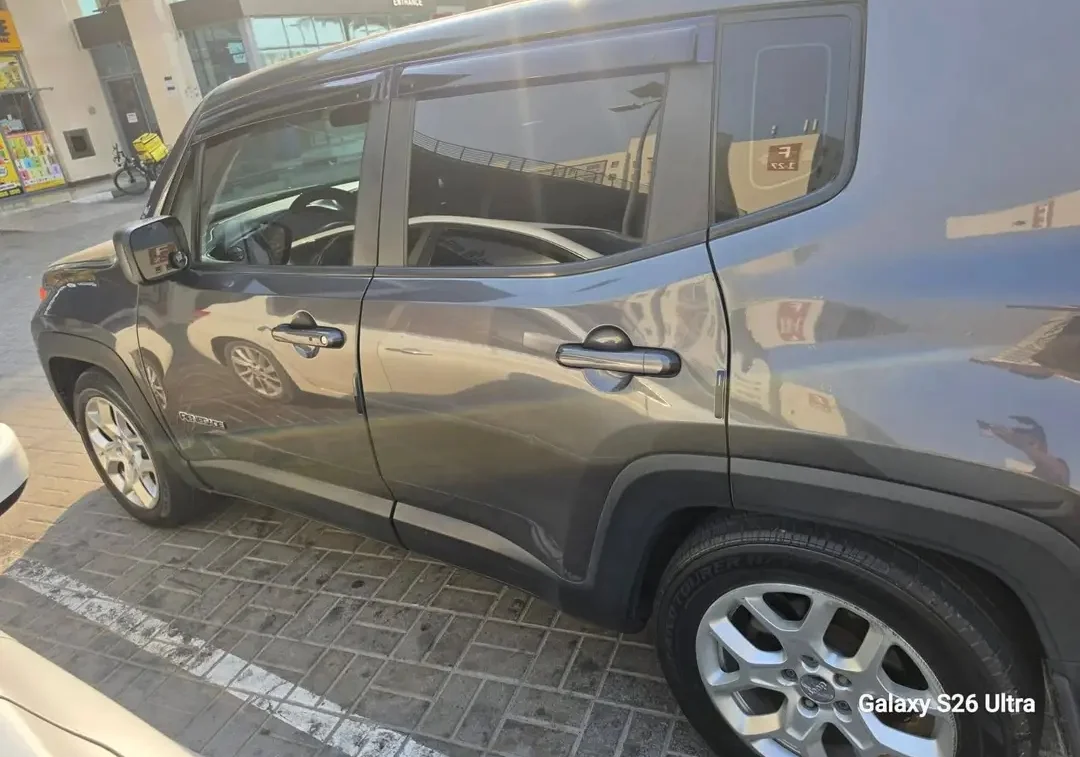 Jeep Renegade 2017 — miniature 3
