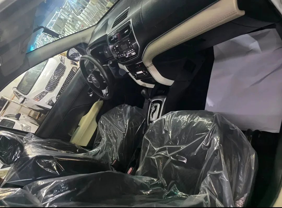 TOYOTA RUSH 2019 — miniature 15