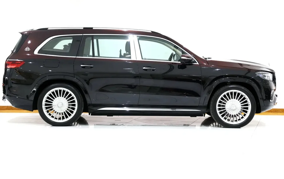 Mercedes-Benz GLS Maybach 2024 — miniature 2