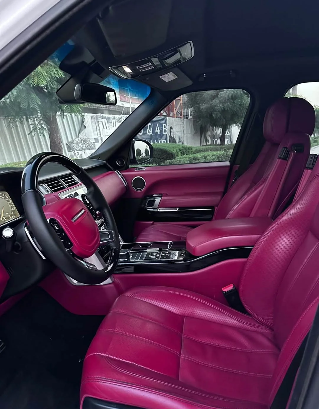 Land Rover Range Rover Vogue 2015 — miniature 6
