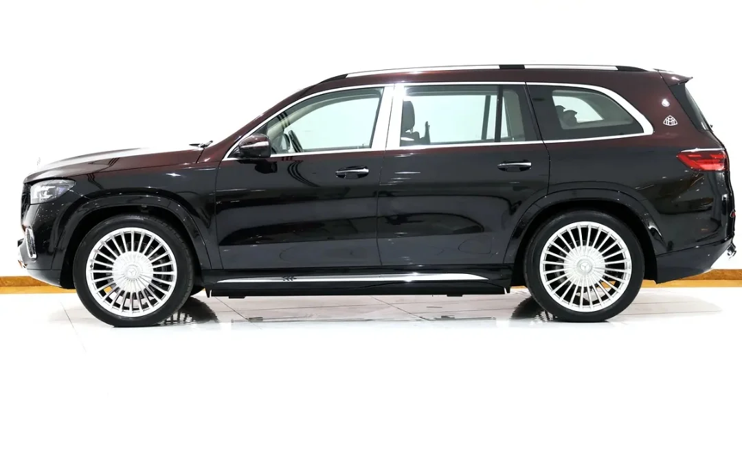 Mercedes-Benz GLS Maybach 2024 — miniature 3