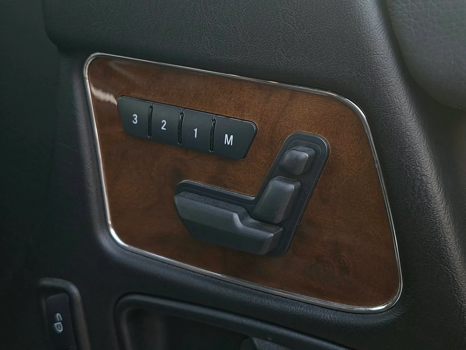 Mercedes G550 2013 — miniature 3
