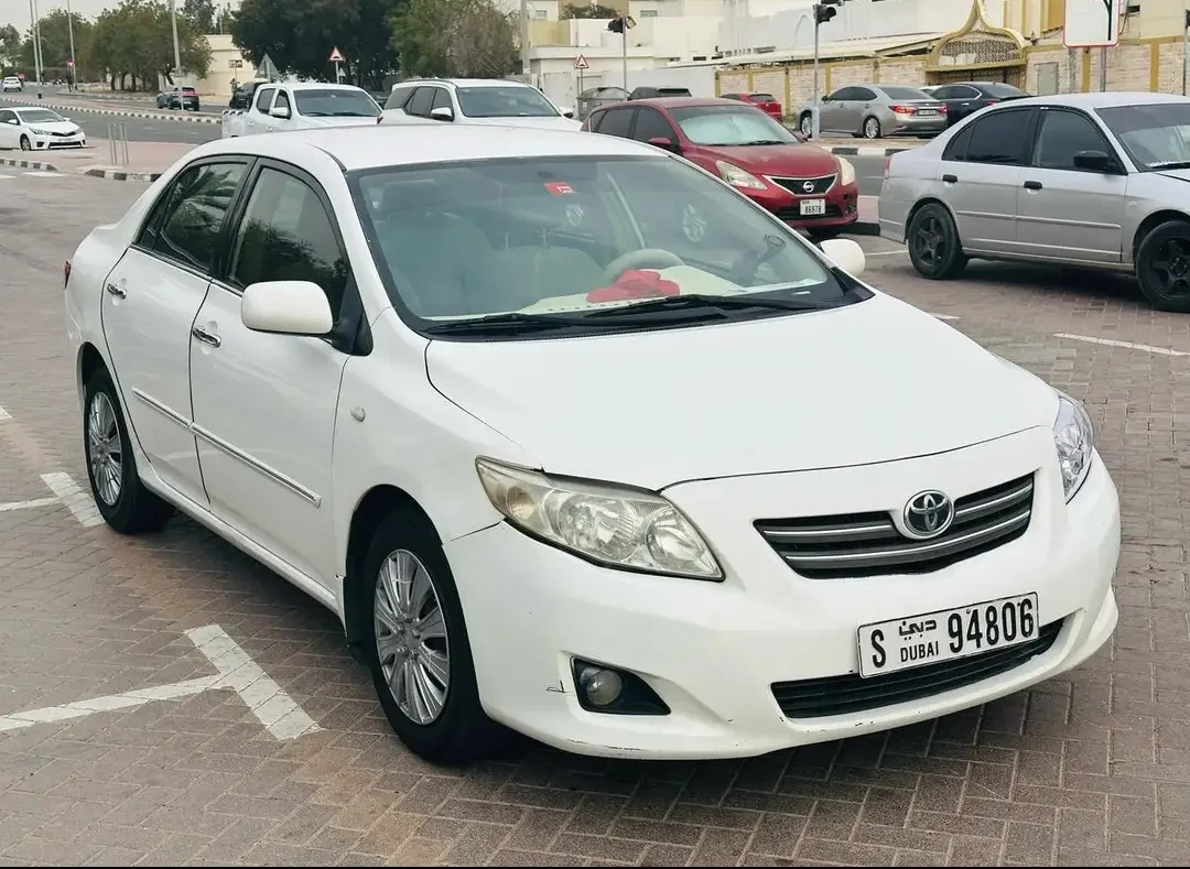 Toyota Corolla 2008 — miniature 3