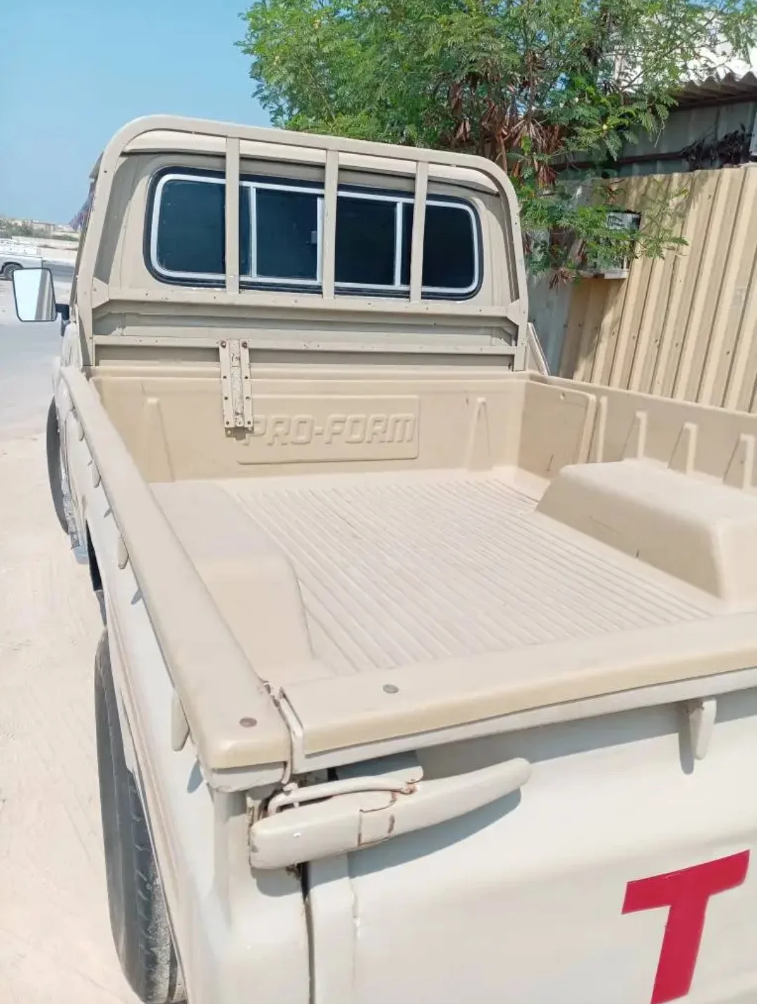 Toyota Land Cruiser Pickup 1989 — miniature 5